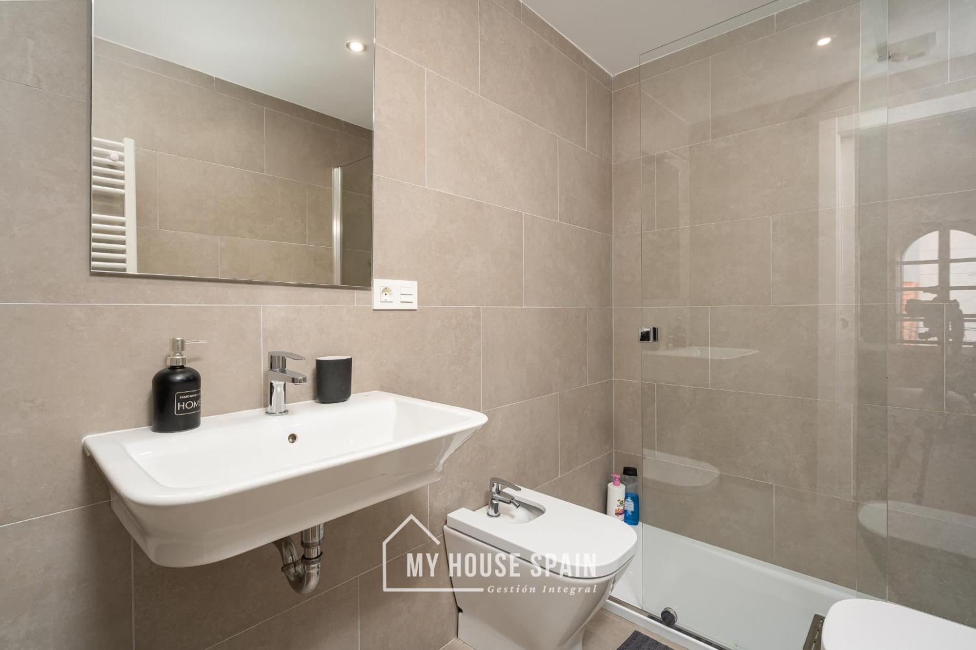 Myhousespain - Nuevo Apartamento En El Centro Gijón Eksteriør billede